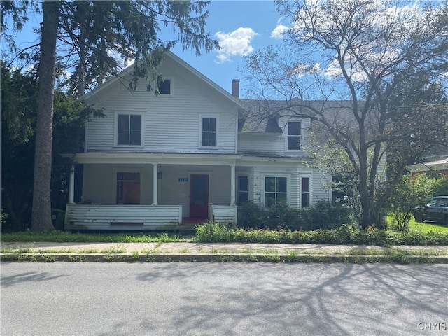 view of front of property with a porch