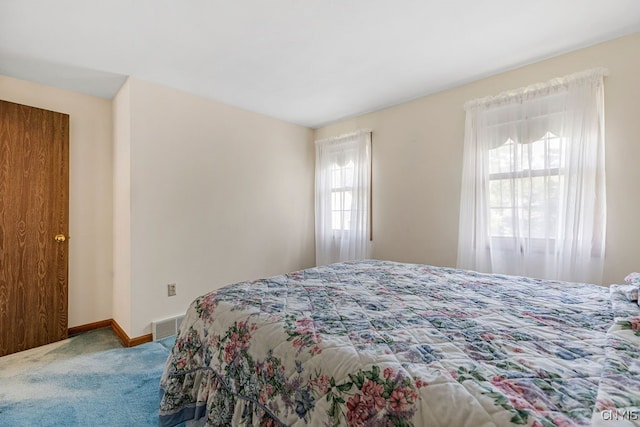 bedroom featuring carpet flooring