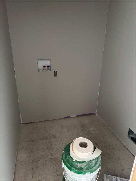 washroom with hookup for a washing machine