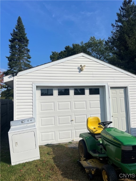 garage with washer / dryer