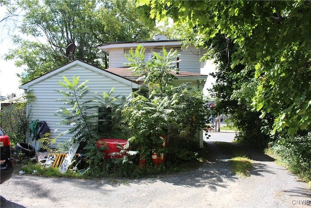 view of side of property