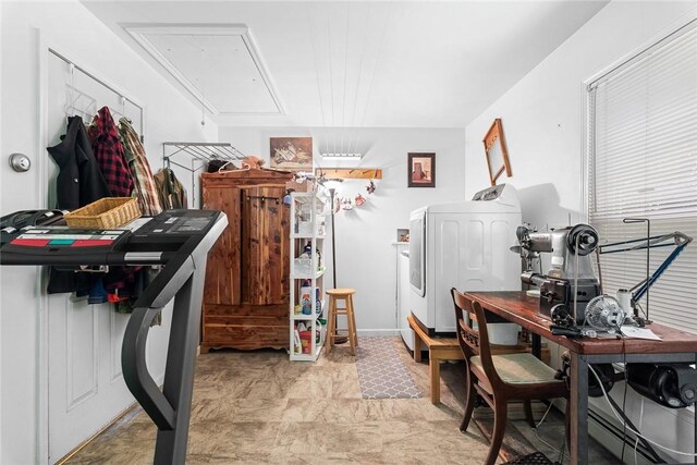 kitchen with washing machine and dryer