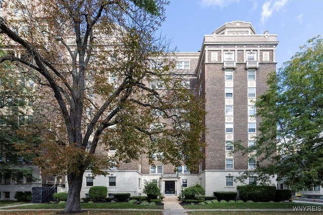 view of building exterior