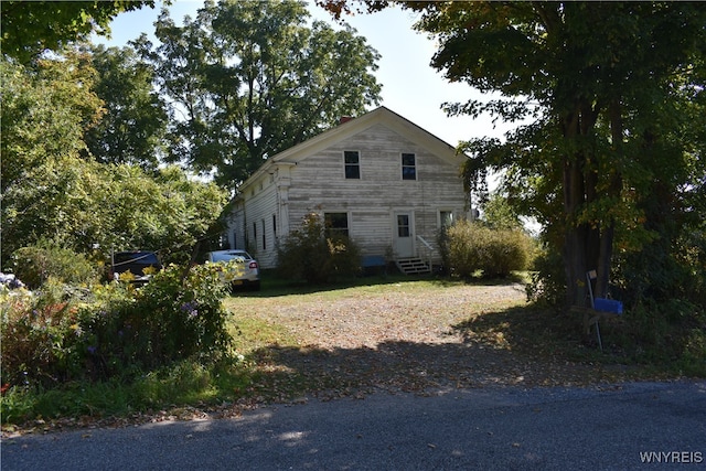 view of side of property