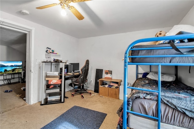 bedroom featuring ceiling fan