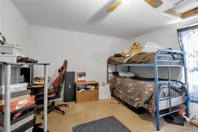 carpeted bedroom featuring ceiling fan