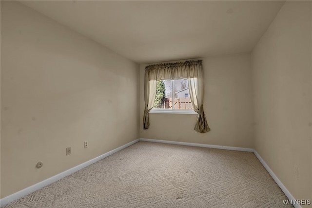 empty room featuring carpet