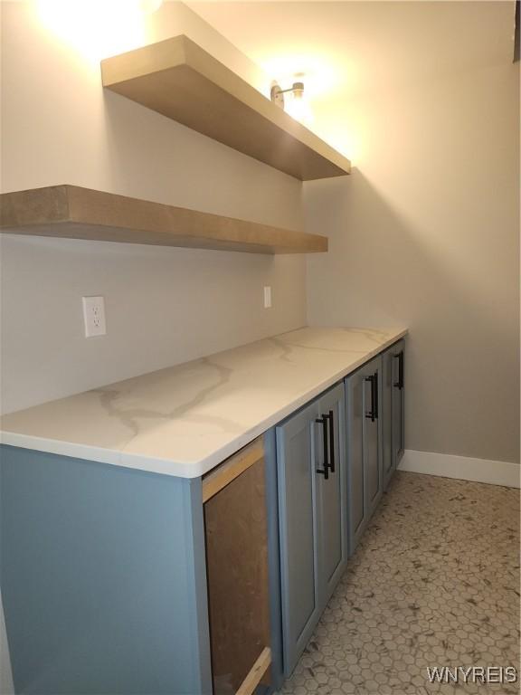 28 Glen Burn Trl, Ellicottville, NY 14731 - bar area with baseboards