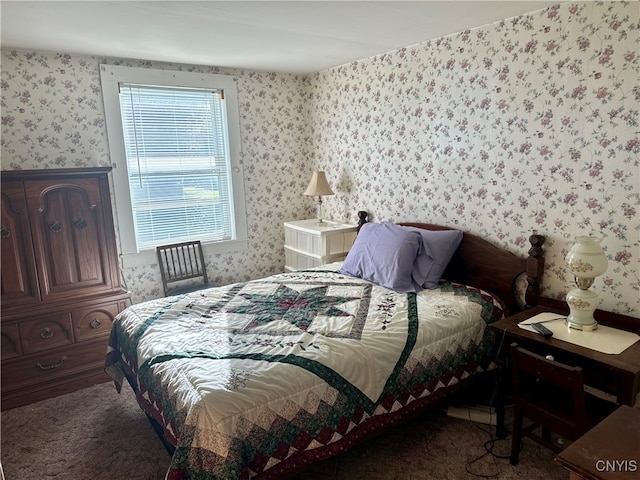 bedroom featuring carpet flooring