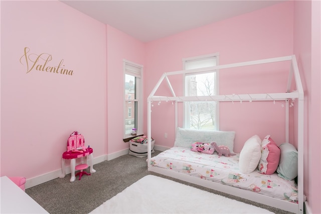 view of carpeted bedroom