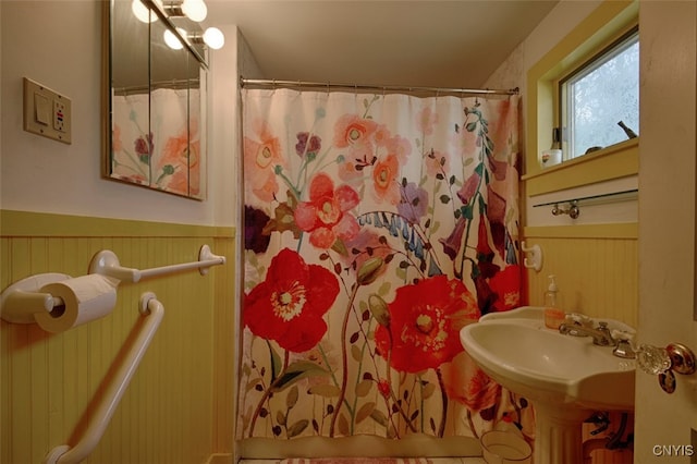 bathroom featuring walk in shower