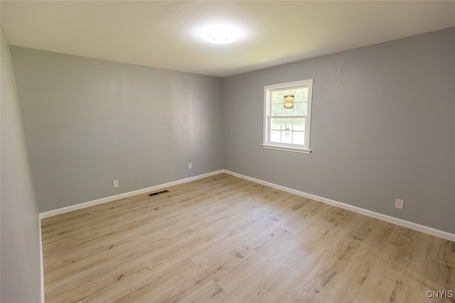 empty room featuring light hardwood / wood-style flooring