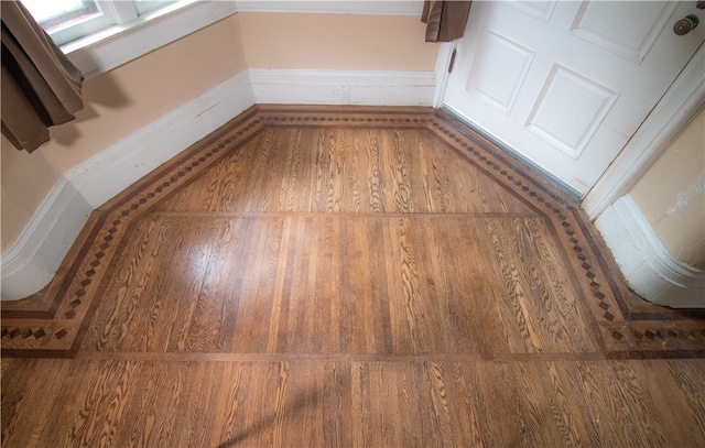 interior details featuring hardwood / wood-style floors