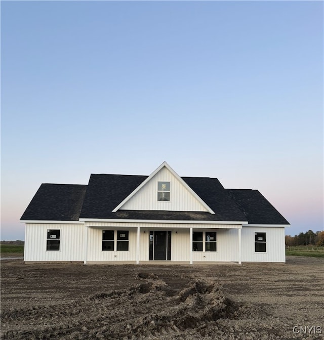 view of modern farmhouse