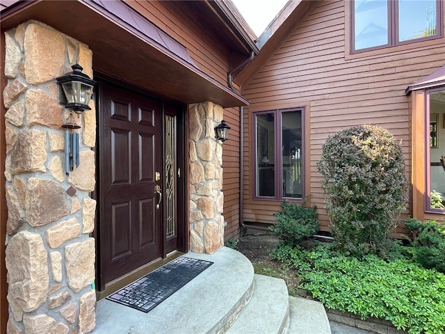 view of property entrance