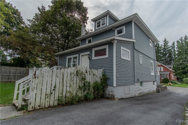 view of front of home