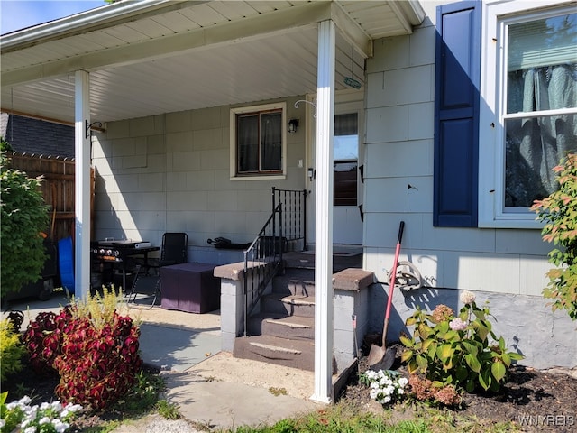 view of entrance to property