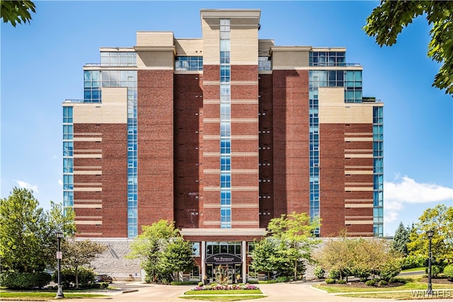 view of building exterior