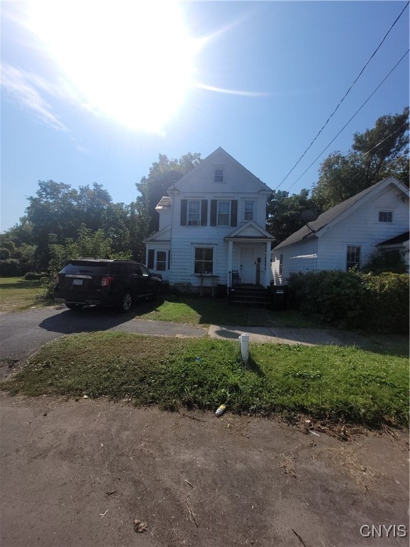 view of front of home