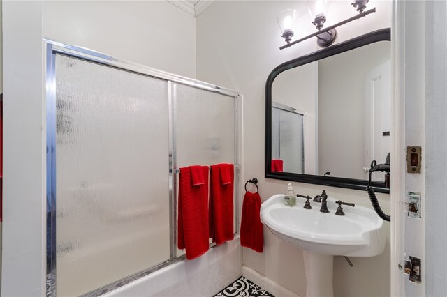 bathroom with crown molding