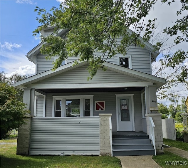 view of front of home featuring a porch