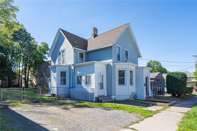 view of home's exterior