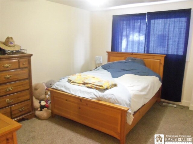 view of carpeted bedroom