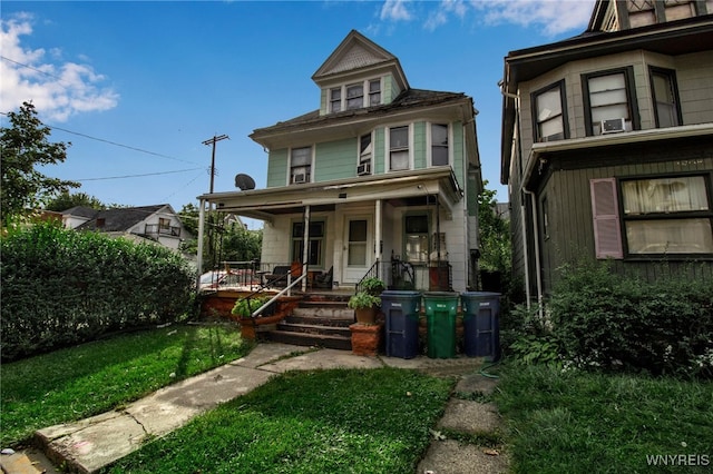 view of front facade with covered porch