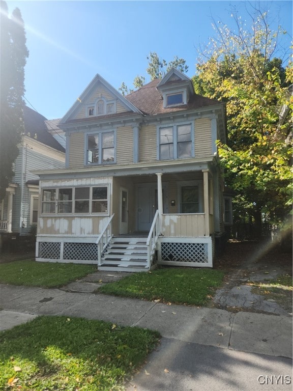 view of front of property with covered porch