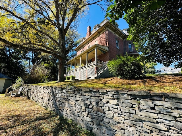 view of home's exterior