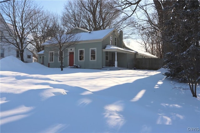 view of front of property