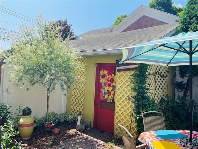 view of outbuilding