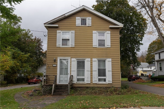 view of front of house