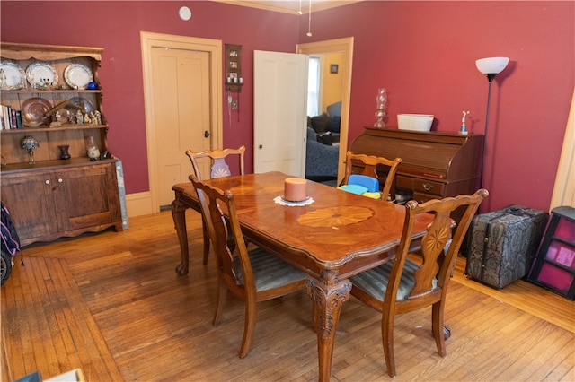 dining room featuring light hardwood / wood-style flooring