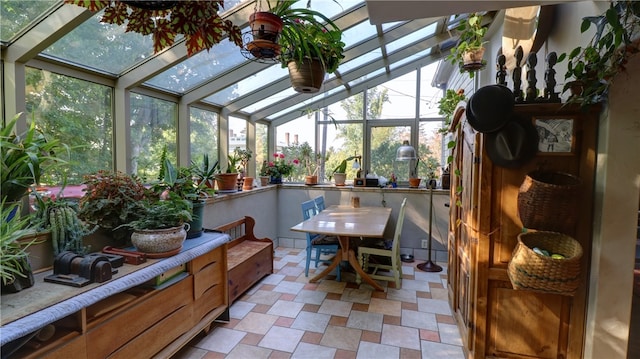 view of sunroom / solarium