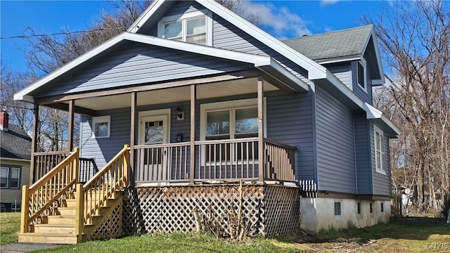 view of front of property with covered porch