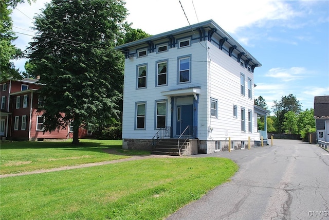 italianate home with a front lawn