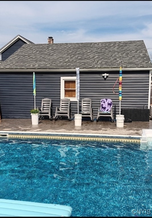 view of outdoor pool