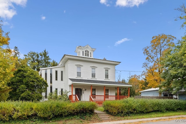 view of front facade featuring a porch