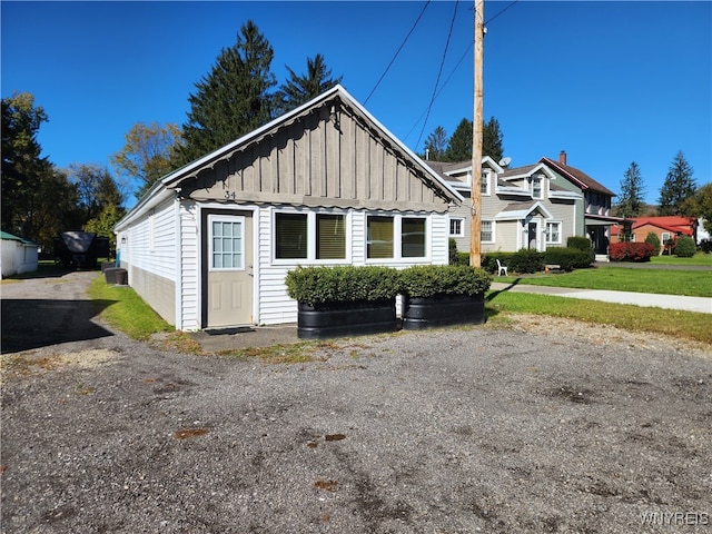 view of front of house