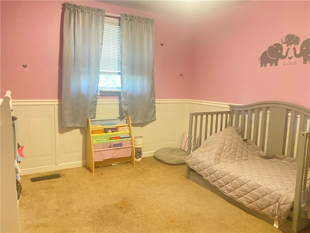 bedroom featuring carpet flooring