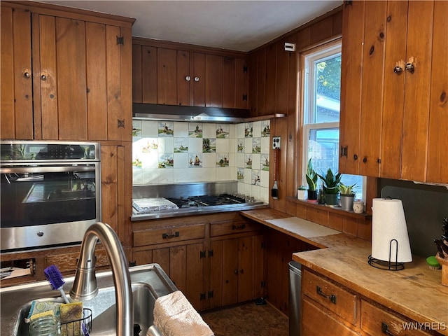 kitchen featuring sink and appliances with stainless steel finishes