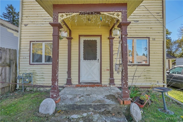 view of property entrance