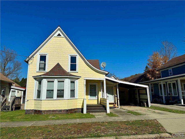 view of front of house