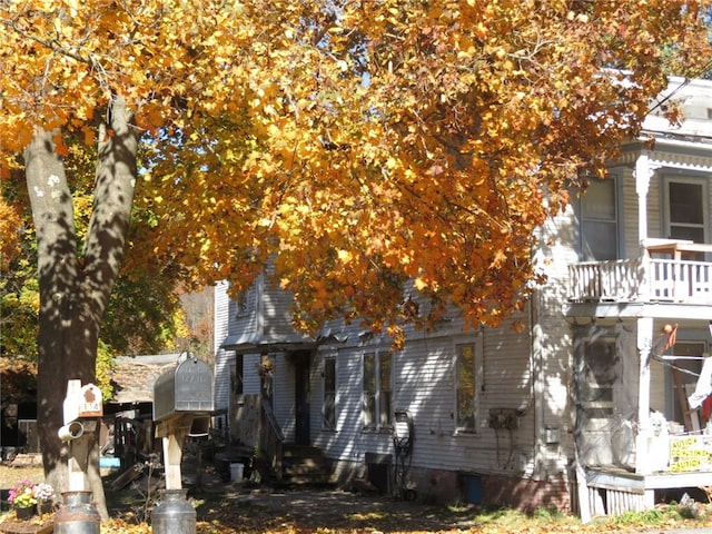 view of side of property