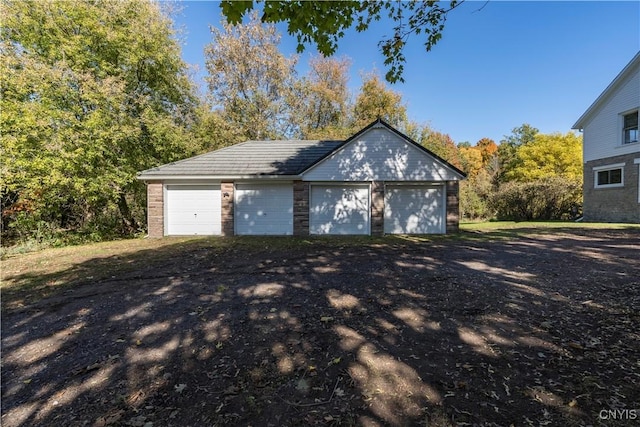 view of detached garage