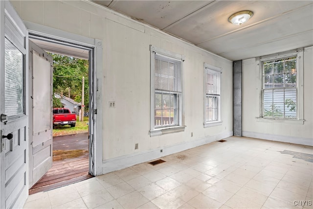 entrance foyer featuring a healthy amount of sunlight