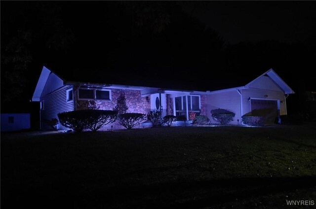 view of front of home with an attached garage