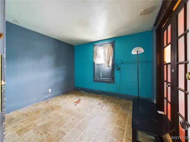 106 Esser Ave, Buffalo, NY 14207 - foyer entrance featuring baseboards
