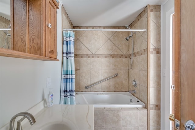 bathroom featuring shower / bath combo